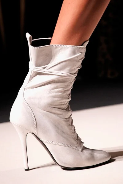 Look 9